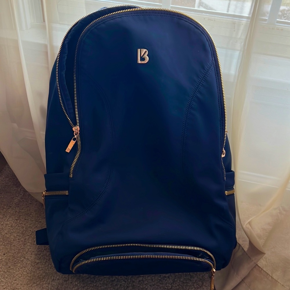 Like new Buffbunny backpack. No rips or tears. Just don’t use.